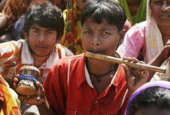 Zaklinacze węży wyszli na ulice