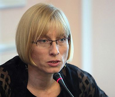 "Chcą podstępem wywieźć krzyż do Smoleńska"