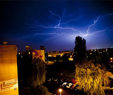 Nadciągają gwałtowne burze; alarm dla Pomorza