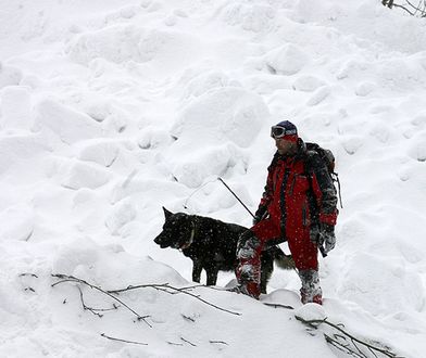 Śnieg uniemożliwia poszukiwania zaginionego mężczyzny