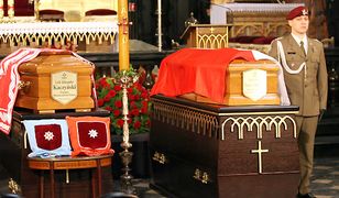 Trumny z ciałami Pary Prezydenckiej w Bazylice Mariackiej