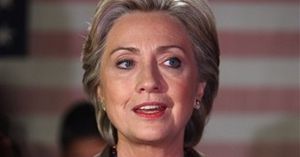 Clinton wygrała prawybory w Indianie, przegrała w Karolinie Płn.