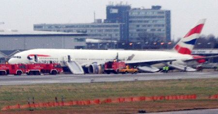 Awaria silników powodem wypadku na Heathrow