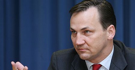Sikorski złożył kondolencje bliskim żołnierzy poległych w Afganistanie