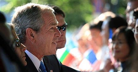 Sąd: Bush nie ma prawa więzić "wrogiego bojownika"