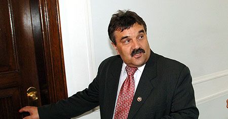 Filipek: trzech kandydatów Samoobrony na ministra budownictwa