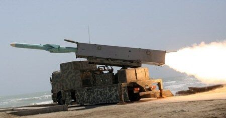 Iran przeprowadził próbę rakiety morze-ziemia