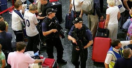 Pięciu terrorystów wciąż poszukiwanych