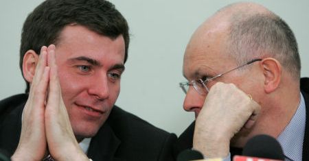 Olejniczak: działania PiS dzielą Polaków