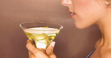 Z czym młodzież miesza alkohol?