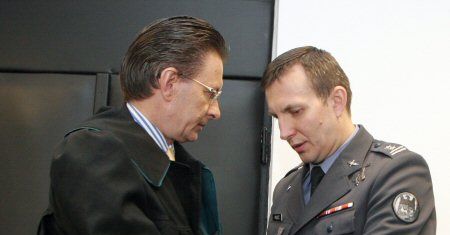 Pilot, który wiózł Millera nie przyznaje się do winy
