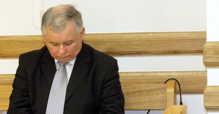 "Polska rządzona przez PiS drży jak w gorączce"