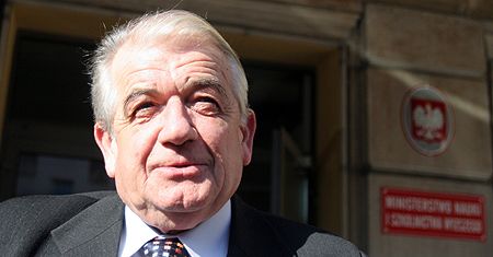 Religa: lekarze powinni odpracować specjalizację