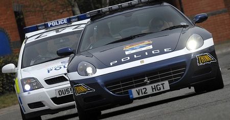 Brytyjska policja rośnie w siłę - otrzymała Ferrari 612