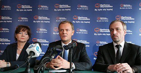 Sondaż: PO stabilnie przed PiS