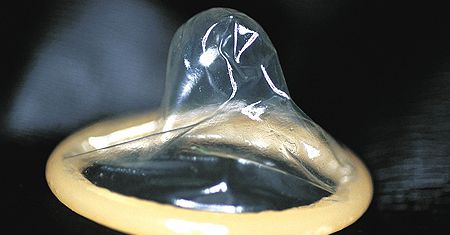 Prezerwatywy zarażone wirusem HIV?