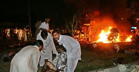 Co najmniej 133 osoby zginęły w Pakistanie