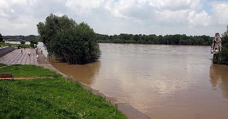 Fala powodziowa nadciąga szybciej niż się spodziewano