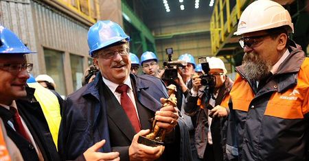 Komorowski: w euro powinniśmy płacić od 2014 roku