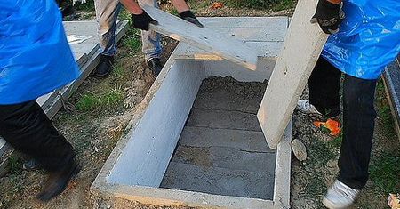 Wykradł z cmentarza zwłoki i upozorował własną śmierć