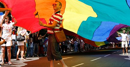 Śluby homoseksualne jak tradycyjne