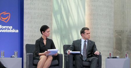 "Zwycięzcą debaty były nogi posłanki PO Joanny Muchy"