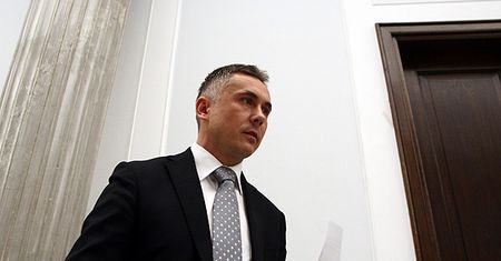Srebrnousty poseł Karpiniuk mówi o prawdzie