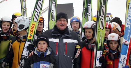 Komorowski: abyście wszyscy skakali jak on