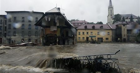 Cztery ofiary śmiertelne powodzi w Czechach