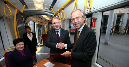 Warszawa pożyczyła 928 mln na nowe tramwaje