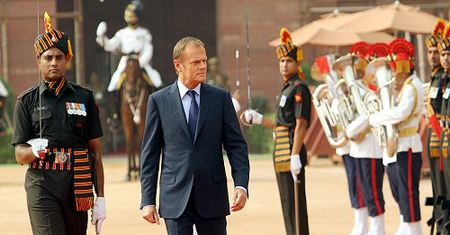 Tusk: Polska to nie karzełek, który prosi o pomoc