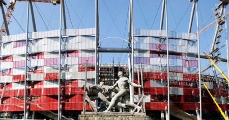 Czy Euro 2012 zakończy się biznesową klapą?