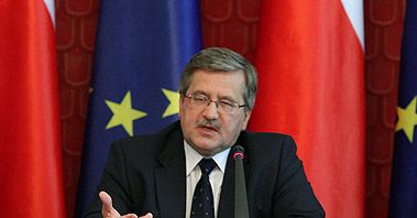 Komorowski: wizy do USA? Bez natręctwa