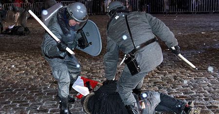Trafił do więzienia za recenzję muzyczną