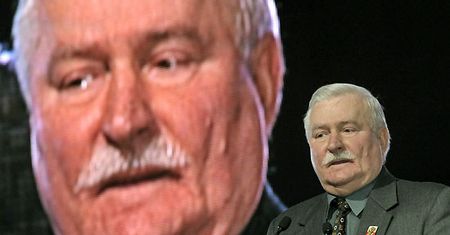 Lech Wałęsa obchodzi urodziny - złóż życzenia