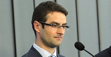 "Bączek, kilka strzałek i węgierskie wino. Wstyd!"