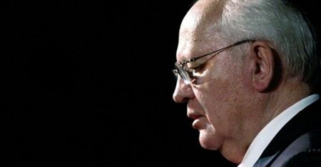 Gorbaczow: powinniśmy wspólnie przezwyciężyć tę tragedię