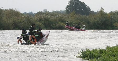 Wciąż nieznany los jednej z dwóch zaginionych nastolatek