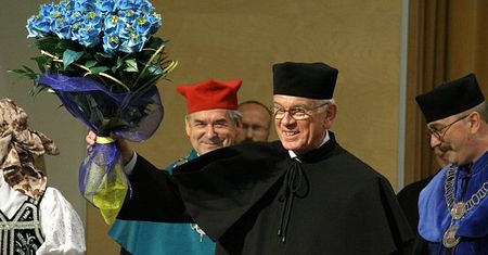 Peottering: UE zawdzięcza Polsce wolność i solidarność