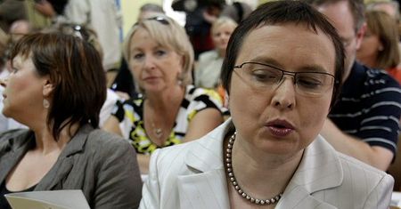Minister edukacji: skontrolować CKE