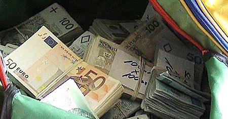 Po latach oszustw wpadł z milionem złotych