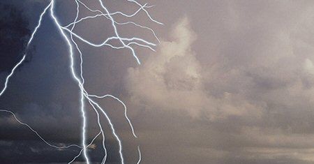 Synoptycy alarmują: uwaga na burze i nawałnice