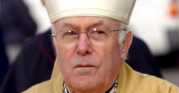 Kardynał przyznał się do błędu w skandalu pedofilskim