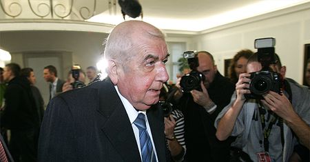 Religa: ze spokojem przyjąłem decyzję marszałka senatu