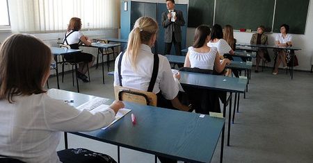 Maturzyści składają podania na rekordową liczbę kierunków