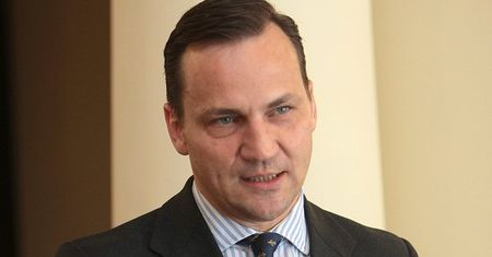 Sikorski: liczę, że teraz prezydent podpisze Traktat