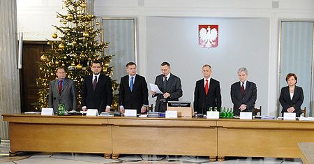 Donald Tusk: jestem gotów stawić się przed komisją