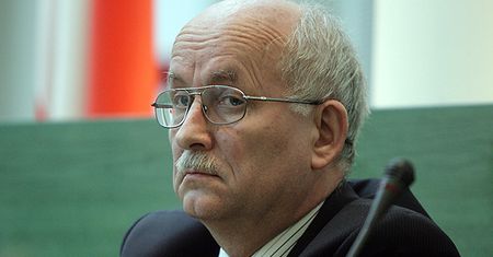 Były minister oskarżony, grozi mu 10 lat więzienia