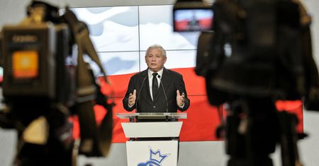 Kaczyński: niech szef PKW zwróci uwagę na hasło Komorowskiego