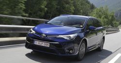 Nowa Toyota Avensis: bardziej europejski "Japończyk"